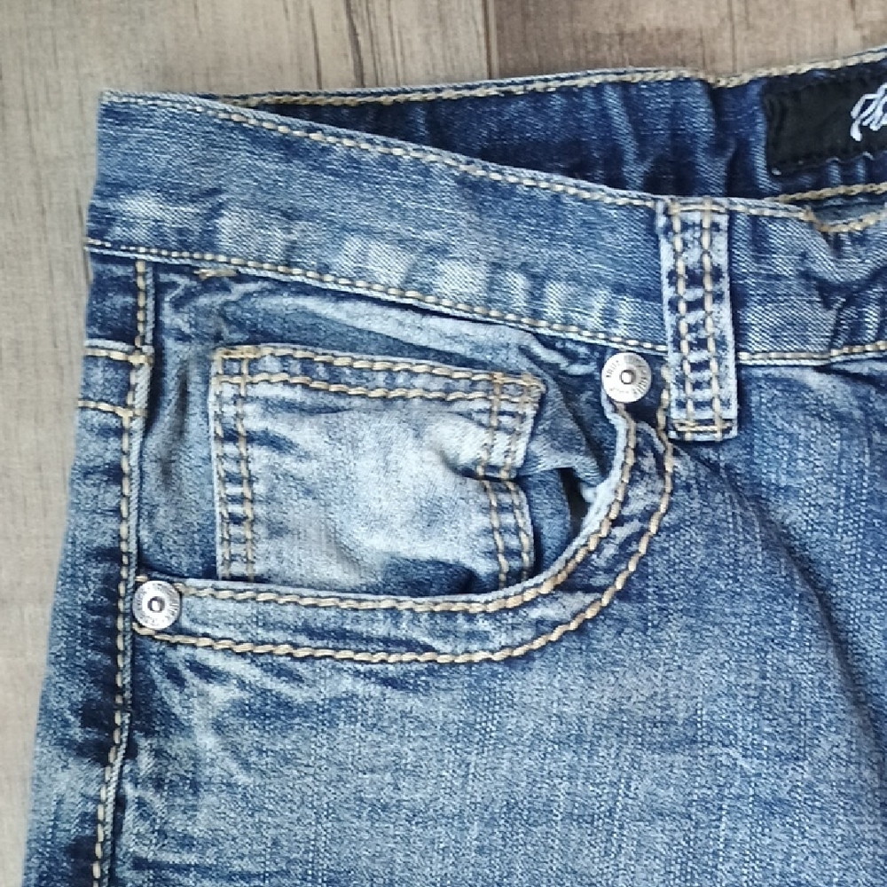 True Luck Jeans Classic Light Blue Men's Straight Jeans 30 X 32 - Picture 3 of 10